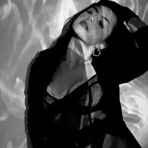 Victoria Konefal Instagram - Happy Valentine’s ya beautiful people ❤️‍🔥 go kiss someone you love xoxo
