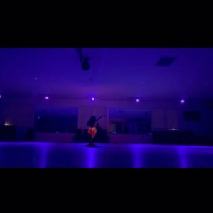 Victoria Konefal Instagram - Swipe for a dancey surprise 💃🏻->>> over thanksgiving my amazing sister and brother in law orchestrated this lil performance for their traditional Latin Friday’s (they’re a ballroom couple and it’s the sweetest thing). Eddie miraculously taught me this number in a collective total of 5 hours over the course of three days. No I’m not a dancer but HELL YEAH this was soooo much fun. Thanks familia for letting me live out my Latin dance queen dream 💃🏻 “Worst Way” -Tony Succar @shallwedancedesigns