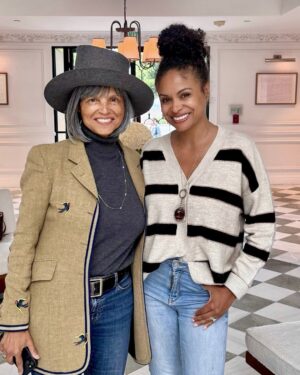 Victoria Rowell Instagram - Just the BEST luncheon w/my über talented friend, actress, writer, producer, #mom @joyfuldrake @cararestaurant #hollywood