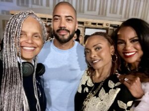 Victoria Rowell Instagram - Oh, yeah…it’s been a phenomenal  BLAST directing friends @MrBradJames @mariasingsacts Maria Howell @hairykneecaps Tiffany Snow