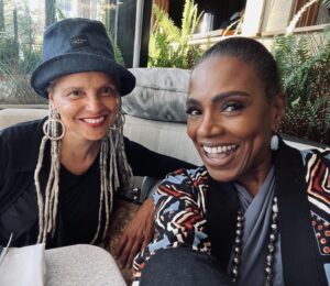 Victoria Rowell Instagram - @thesherylleeralph CONGRATS friend on “Abbott Elementary” nomination for Outstanding Supporting Actress…the entire CAST @⁦‪quintab Outstanding Lead Actress/Comedy Series nod ⁦@willtylerjames & ⁦‪@janellejamescomedy for Outstanding Supporting Actor/Actress! ⁦‪@‬⁩tarajiphenson as Guest Star! What a SHOW!!! The world needs it more than ever! BRAVO! 🔥🔥🔥#EMMY @televisionacad