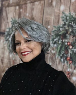 Victoria Rowell Instagram - #auntievicki is on set but don’t miss my holiday hit “BLACKJACK CHRISTMAS” back by popular demand on @betplus BET  all season long 🔥🔥🔥🎄🎄🎄