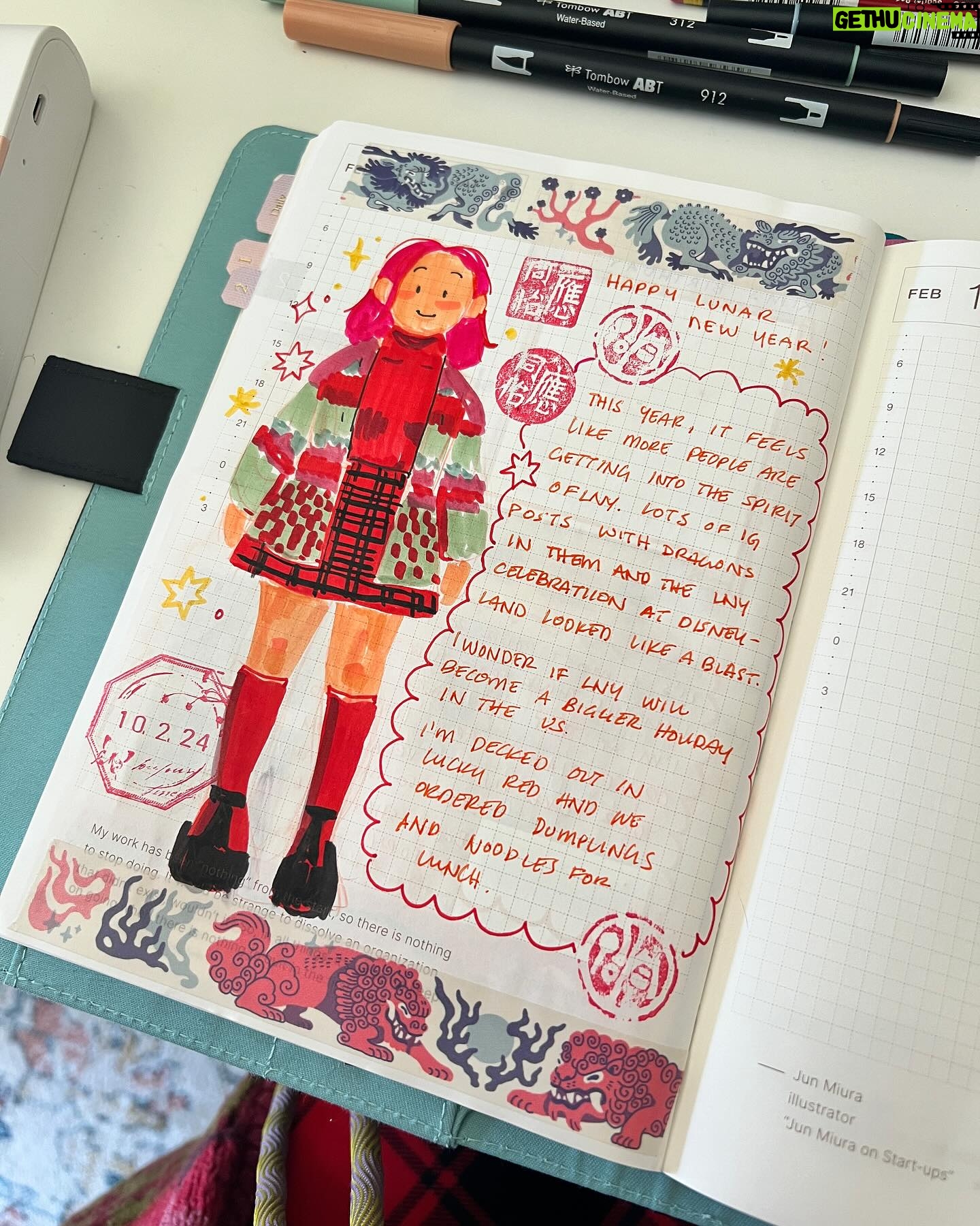 Victoria Ying - 2.8K Likes - Happy new year!! Went line less for this page #journalinspiration #dailysketch #hobonichiart
