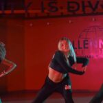 Victoria Baldesarra Instagram – Everyone loves a @britneyspears jazz funk moment 💋 
Love you & thank you for the push @brynnsamms 
@mg_produ @mdcdance