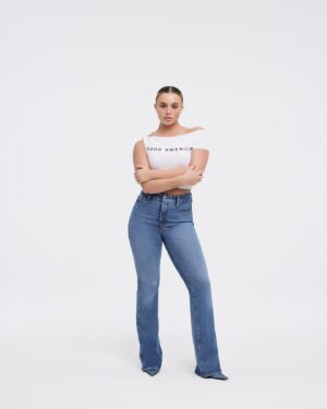 Victoria Baldesarra Instagram - This moment. This moment means everything to little Vic. 
I was 19 years old when I moved to LA. I was young, impressionable, yet excited. At the time, I was fortunate enough to meet with 3 pretty large modeling agencies here in Los Angeles - all of which told me “well you have a nice face, but you’re too short and need to lose 15-20 pounds before we sign you.” 

This crushed me and ultimately made me step away from pursuing anything further in the modeling industry. Growing up a dancer, I can’t say there wasn’t a day I didn’t obsess over how good or bad my body looked that day. I was constantly body checking, talking down to my body and just being so hard on myself. Since then I’ve been doing the work to love the body I’m in and appreciate what she does for me, but I’ve also found comfort in my body image journey through being an big advocate for mental health. 

When @goodamerican reached out to me about their #GAOpenCasting call in LA, I really just thought why not? What do I have to lose? I posted a video to my tiktok in October and hundreds of you commented with such love and support. 

This journey with GA has been one of the best moments of life & career thus far. So I just want to say thank you. Thank you all for THIS MOMENT ✨🤍👖 

Photo: @hughkwils 
Hair: @themartyharper 
MU: @fostermakeup 
Nails: @hollyfalconenails 
Styling: @gregr0555 
Set Design: @theninjaatelier