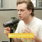 Victoria Charlton Instagram - Moi aussi j’embarque dans la game et j’utilise un Reel d’une minute pour vous inviter à écouter notre nouveau podcast avec ARNAUD SOLY 😍 @arnaudsoly (pas mal un de nos prefs😇) Mine de rien, on commence déjà la Saison 4 de Trip de Bouffe et on a encore plein d’invités sur la coche qui s’en viennent❤️ Merci de continuer à nous suivre 😍