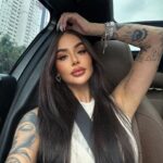 Victoria Macan Instagram - Sigo imprimindo meu sonho na história 💭🤍✨