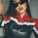 Victoria Macan Instagram - motomami baby ❤️‍🔥 @sheinbrasil @sheinofficial essa jaqueta foi mais um achado, tô apaixonada por ela 😮‍💨 pra quem quiser o id é: sw2209012831807488 ahh e se liga, a @sheinofficial tá com várias campanhas incríveis de final de ano… naqueeeeele precinho que a gente goxxxxta 🤪 Corre pro app pra conferir a campanha 12.12 Big Sale que vai até dia 12/12 ✨ #sheingirls #shein #sheinhaul #sheinpartner