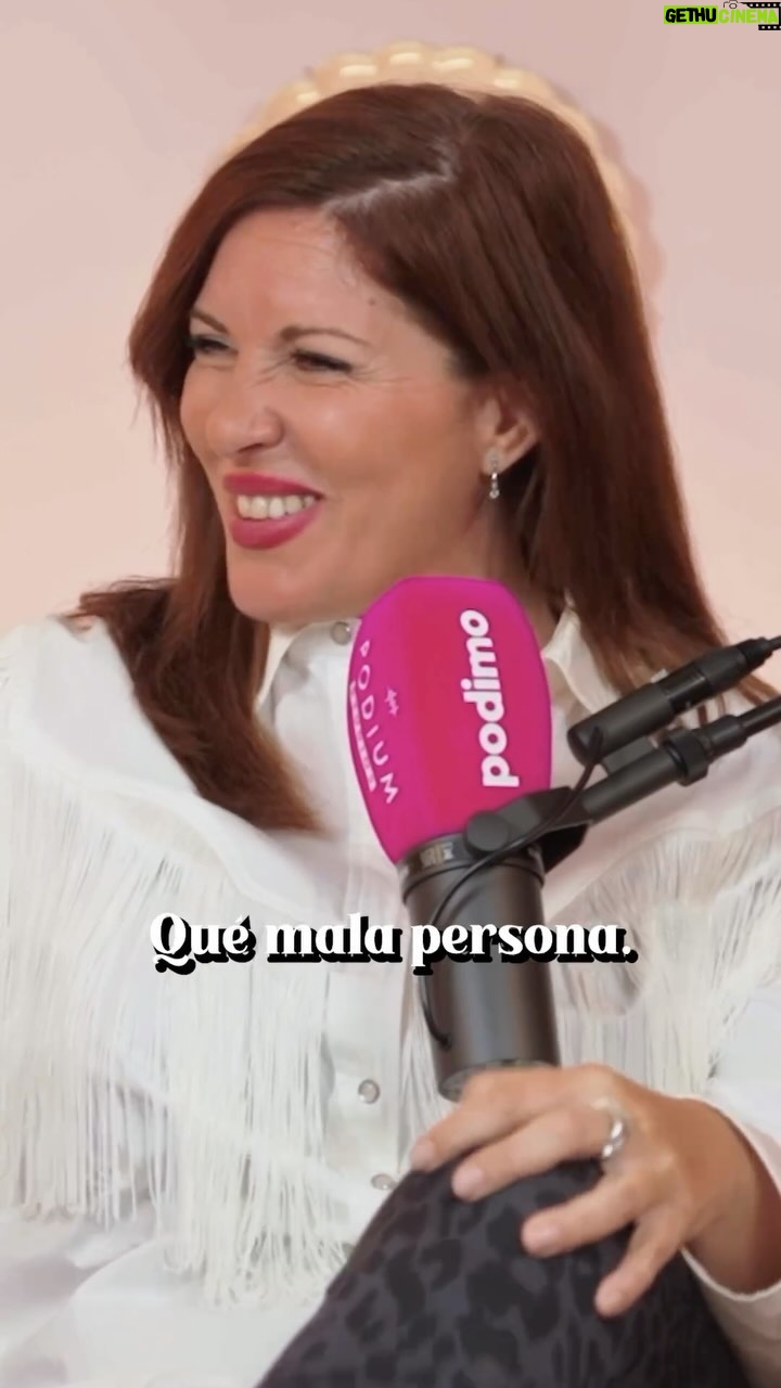 Victoria Martín Instagram - Mi sueño hecho realidad: no tener que ocuparme absolutamente DE NADA en la vida. Ya tenéis en @podimo_es el programa completo con las benditas @silviallopb y @patriciaespejo__