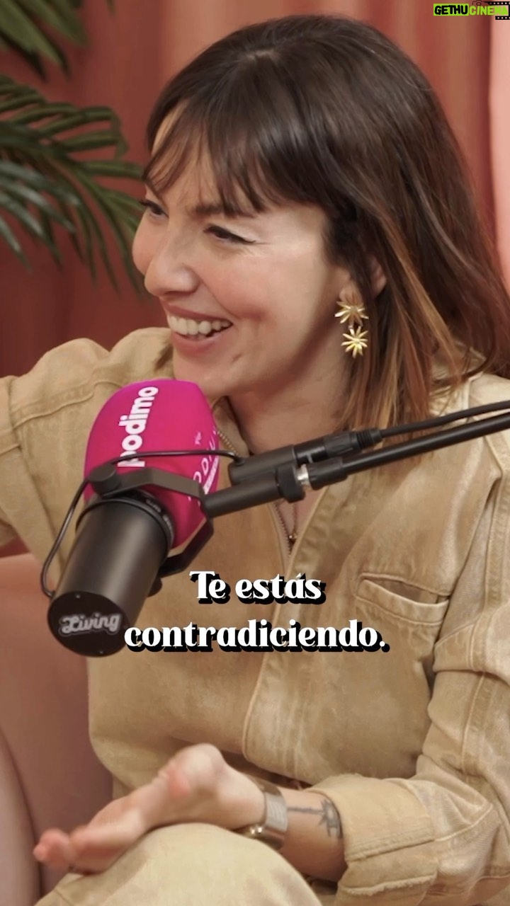 Victoria Martín Instagram - Hoy en malas personas hablamos de aburridos con @judithtiral y de muchísimas cosas interesantes. Judith es la mejor, la verdad, y fue de estas charlas que se quedan tiempo en tu cabeza. Fue increíble. Vedlo. Exclusivo en @podimo_es