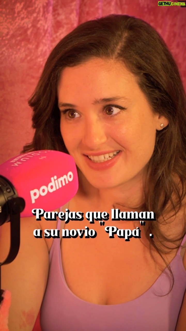 Victoria Martín Instagram - Hablo con el Padre Carmen (@carmenromp ) de tener que dar besos a desconocidos en el nuevo episodio que ya está disponible en @podimo_es