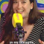 Victoria Martín Instagram - Esta semana hablamos de la vida en los pueblos con @inmakum y una cosa que fascina bastante que son los rumores y las historias que circulan, como esto que le pasa a la abuela de @livingpostureo al sugestionarse por otro bulo 😂 ¿Tenéis anécdotas parecidas? Contadnos 🥰