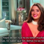 Victoria Martín Instagram - Estoy muy contenta de ser una nueva Real Housewife. Ser rica, déspota y criticar a la espalda. Lo que mejor se me da. Tenéis el mejor programa de este mundo en @hayusocial (3 mesecicos por 3 euros hasta el 31 de diciembre) para poder envidiarme desde casa. Os dejo con algunas de mis mejores frases. Por cierto, podéis ver otros realities americanos en esta plataforma (aunque el mío es el MEJOR). Besos de chocolate. Ad.