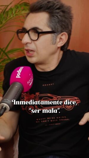 Victoria Martín Instagram - La gente que es mala vive más tiempo. ¿Esta afirmación es cierta? Yo creo que sí. Ser bueno desgasta mucho. Ya tenéis el primer episodio de la tercera temporada de malas con @bertoromero , me hace mucha ilusión empezar esta temporada con él porque le admiro mucho, la verdad. Espero que os guste. Es divertidísimo. Besos adiós. @podimo_es