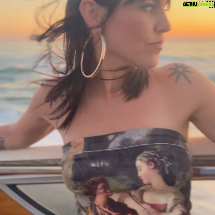 Victoria Maurette Instagram - En una peli ♥️