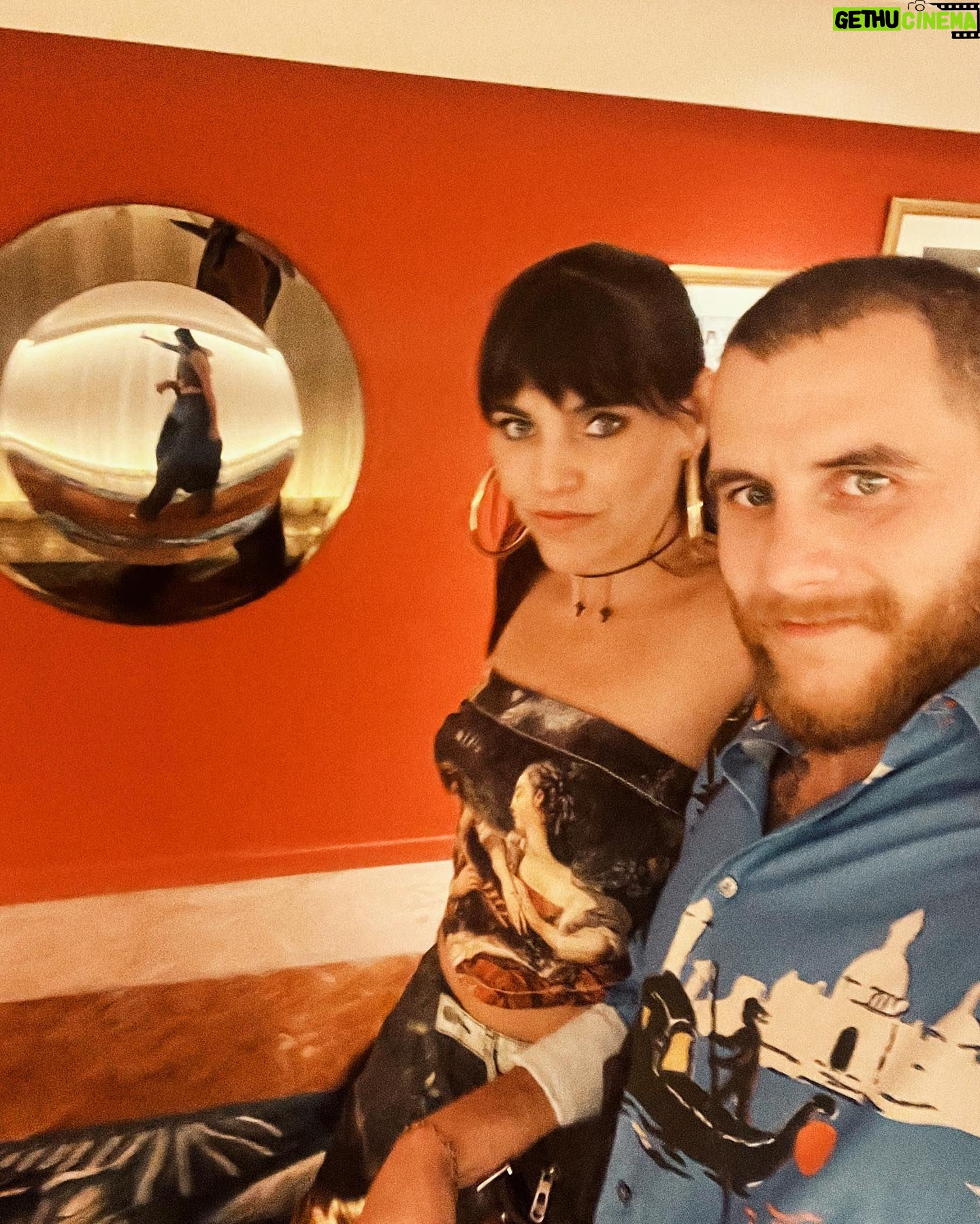 Victoria Maurette Instagram - En una peli ♥️