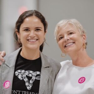 Victoria Moroles Instagram - Thank you to everyone who showed up to the @ppgreatertx Plan B Screening on Thursday! A big thanks to @stacyalex1 our chairperson for the event, our fearless event leader @mamamelita27 and the WHOLE PPGT staff. I’m still feeling activated and inspired. Also, to hear an audience who is so passionate about this topic laugh there butts off at our movie was incredibly refreshing in this moment of direct attack. Action ➡️ Nationwide “Bans off our Bodies” rally is happening this Saturday May 14th. Visit bansoff.org to see where your local rally/march is! 🔗 in bio 

•these awesome Don’t Tread on Me tee’s are sold @gobananarampage   20% of the profits go directly to @ppgreatertx 💪🏻