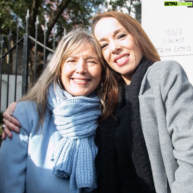 Victoria Onetto Instagram - ¡El Museo Municipal Florencio Molina Campos de la ciudad de Moreno volvió a brillar y a abrir sus puertas luego de 18 años!🎨✨ Vivimos una mañana muy emocionante junto a nuestro Gobernador @kicillofok , la Intendenta @marielfernandezmoreno, @fsaintout y @crisalvarezrod en la reapertura del Museo. A través del trabajo articulado y colectivo entre el Municipio, la gestión provincial y la intervención de la Fundación Molina Campos, logramos recuperar 133 obras y más de 1000 objetos personales del artista bonaerense para que sean exhibidos en este hermoso espacio. Trabajamos fuertemente para continuar preservando nuestro patrimonio cultural y, así, fortalecer nuestra identidad bonaerense ❤️ #ProvinciaDeTodxs #OrgulloBonaerense #CulturaBonaerense @provinciaba @buenosairescultura @juanmartinmena @waltercorreaok