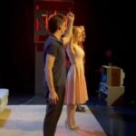 Victoria Onetto Instagram - ¡Gran noche de teatro con Escarabajos! 🎭 Anoche el público vibró junto a este texto y estos personajes intensos y complejos. Con la sala repleta, volvimos a conmovernos con la potencia del universo planteado por Pacho O’Donnell. ❤️ Un agradecimiento especial para la querida Taty Almeida por su presencia, y a las y los espectadores por el cariño con el que nos acompañan en cada presentación. El sábado 25 de mayo no te pierdas la magia de Escarabajos en el @centroculturaldelacooperacion 🎫 Entradas en el link de la bio de @escarabajosok o por www.alternativateatral.com.ar Gracias infinitas por ser parte de esta maravilla teatral semana a semana. El teatro es el ámbito por excelencia en donde la cultura está más viva que nunca 💕 El teatro es cultura viviente. ¡Viva el teatro! 👏🏽 @oscarbarneyfinn @osvaldo.santoro.14 @pablourquizaok @totamartinez @pachoodonnell @juanmanuel____correa @nelsonorueda @eloyrossen_ @nacho_esbo