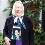 Victoria Onetto Instagram - Con un inmenso y profundo dolor despedimos a Norita: Madre de batallas, indiscutible referente de los derechos humanos, cofundadora de las Madres de Plaza de Mayo y un claro ejemplo y emblema de lucha. Gracias Norita por tu amor inagotable, y por mostrarnos que el camino es siempre a través de la solidaridad y la militancia ❤️ Siempre estarás en nuestra memoria y tu legado seguirá siendo nuestro faro para construir la patria que tanto soñamos: más democrática y más solidaria ¡Hasta la victoria siempre, inmensa Nora! 🙌🏻