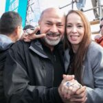 Victoria Onetto Instagram - Junto a @kicillofok y más de 35.000 compañeras y compañeros de toda la provincia de Buenos Aires, dejamos claro en el plenario de la militancia en Florencio Varela, que la Patria no se vende, ¡se defiende! 💬 Como dijo nuestro gobernador; “Venimos a manifestar el rechazo a los intereses que representa el gobierno de Milei, a su intolerancia y agresión. No vamos a permitir que pasen por encima de los derechos de la provincia de Buenos Aires. Vinimos a decirle NO a la LEY BASES, al DNU y al Pacto de Mayo. El único pacto que tiene la provincia de Buenos Aires es con su pueblo.” Juntos vamos a seguir trabajando por una Patria soberana y vamos a construir una alternativa para el futuro de la Provincia y del país. 🇦🇷 #PlenarioDeLaMilitancia #LaPatriaNoSeVende #FrenemosLaLey @crisalvarezrod @omar.furlan @lacorriente.ba @veronicamagario @marioseccook @andreswatsonok @andreslarroqueok @provinciaba @jesil_rey @estelaediaz @bianco.carli @augustocostaok @buonogianni @albertosileoniok @loreriesgo @pablourquizaok @reigadam @guzzoviviana