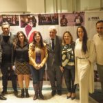 Victoria Onetto Instagram - En su sexta edición, entregamos en el hermoso @teatroargentinopba el premio @febacultura en el área de artes escénicas 🎭 Quiero felicitar particularmente a todos los y las artistas bonaerenses que llegaron como finalistas en esta convocatoria impulsada por FEBA con el objetivo de reconocerlos en sus diferentes disciplinas. Llevar adelante estos premios es imprescindible para fomentar los talentos y visibilizar a nivel territorial la gran heterogeneidad de artistas que trabajan, producen y se desarrollan en nuestra querida Provincia. También, es reconocer la importancia de la cultura, no sólo como expresión de la identidad de nuestros pueblos, sino como motor del desarrollo económico. ¡La cultura es el corazón del pueblo! ❤️ @kicillofok @augustocostaok @produccionpba @provinciaba @camiloakahale @vero_wej @silbatakis @alemoccioli