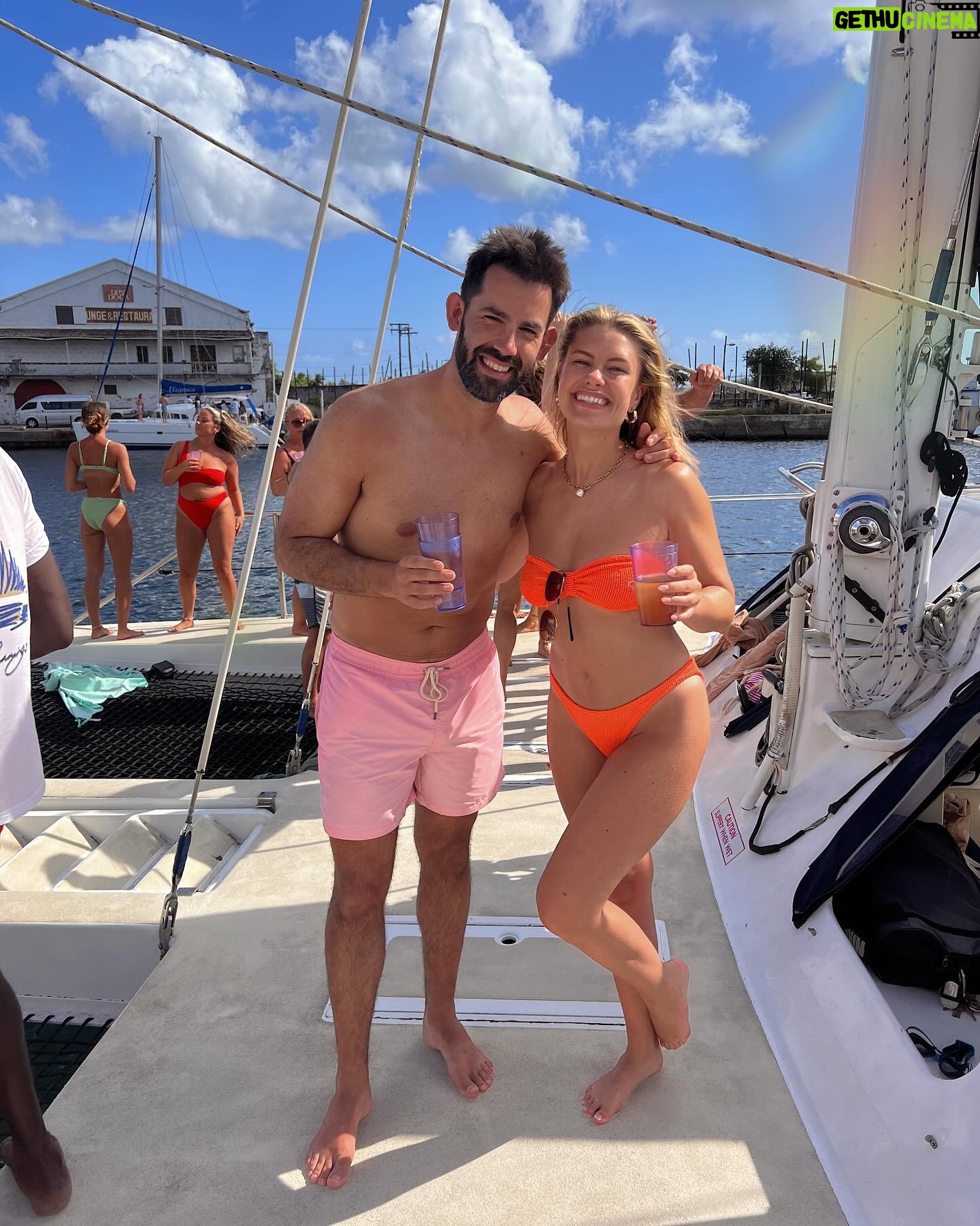 Victoria Spence Instagram - Holiday friends, boozy boat days & pretend birthdays⛵👭🍹 If there's one thing I'll happily break the bank for, it's making memories in special places with precious people! Mike and I haven't done Christmas presents for each other in the past few years. Instead, we've booked a trip or spent money on having a good time while away! Wouldn't do it any other way now🫶🏻 I'm going to save all my Barbados bits to my highlights and do a big Q&A on Friday for any of you who are coming or thinking of coming 🇧🇧 Until then, I’m trying to soak up every minute of our last two days 🥺 #bewareoftherumpunch #bardados