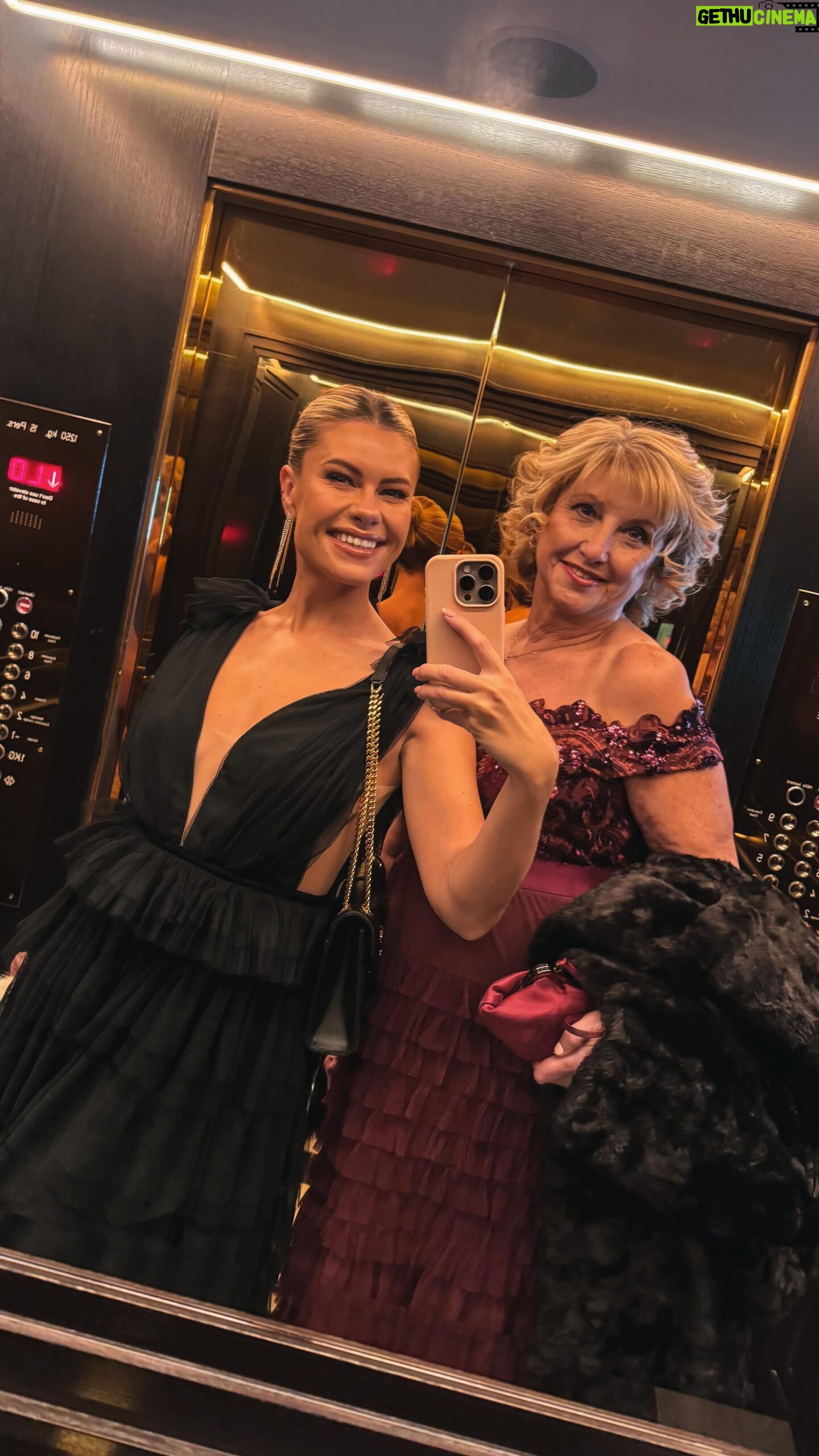 Victoria Spence - 3.5K Likes - A night I'll never forget 🥹🫶🏻
It felt like real life Cinderella. The palace, the ball gowns, the dancing and live music! It was so special to experience it with my mum, and so precious to see her having the time of her life!🪩
If you've never considered a Viennese ball before, I couldn't reccomend it enough🫶🏻 if you have any Q’s pop them in the comments 👇🏼
#viennesewaltz #memories