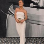 Victoria Spence Instagram - A Dubai photo buffet📸🤩 The past few days in Dubai with @huawei haven’t felt like real life!! I met some interesting people, had beautiful conversations, tested some incredible products and lived a wild life of luxury I’ve never experienced before😅 it’s been a pinch me trip that I am so bloody grateful to have been invited on!! I also want to say thank you to you lot for hyping me up and giving me some pep talks when I was knee deep with Imposter syndrome- you're real ones 🤞🏻#dubai #outfitinspo #happiness
