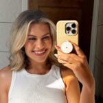 Victoria Spence Instagram - Tuesday check-in🧠🫶🏻 I’ve officially entered my ‘peace above everything’ stage of life. As much as my ego sometimes tries to drag me back into the place of over-explaining or trying too hard to avoid being misjudged & misunderstood, I’ve found peace in the fact that the people who’re not for me will choose to misunderstand me regardless. So I’ve been spending more time pouring into the people who love me as much as I do them, as opposed to trying to win over those who don’t, and it’s made my life feel that bit more abundant and peaceful🙇🏼‍♀️🧠🌺 #journalentry #mindset #selflove
