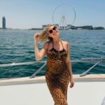 Victoria Spence Instagram - A Dubai photo buffet📸🤩 The past few days in Dubai with @huawei haven’t felt like real life!! I met some interesting people, had beautiful conversations, tested some incredible products and lived a wild life of luxury I’ve never experienced before😅 it’s been a pinch me trip that I am so bloody grateful to have been invited on!! I also want to say thank you to you lot for hyping me up and giving me some pep talks when I was knee deep with Imposter syndrome- you're real ones 🤞🏻#dubai #outfitinspo #happiness