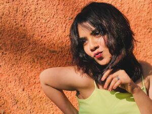 Vidhya Vijayakumar Instagram - Sinner 🖤

#gratitude #actor #universe #luxurylifestyle #manifestation #vidhyavijay #actress