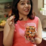 Vidhya Vijayakumar Instagram - Craving some drool-worthy, spicy, tangy mango pickles? Head to your nearest #LuLuUAE right away for #MangoMania. They’ll leave you wanting more and more! 🥭🥭😋🛍️#HappyAtLuLu