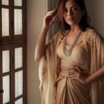 Vidhya Vijayakumar Instagram - Selene ⚜️ 👗 @la_sirene.designs 💍 @zircon_bridal 💅🏻 myself 📸 @divine_.weddings