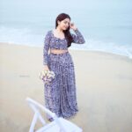 Vidhya Vijayakumar Instagram - Feminine 🔆✨👑 📸 @anandslal ( who always helps me create and dive into new possibilities 😊 ) 👗 @shemisoumys (no words to express how beautiful a soul you are 🌸 hardworking women and the designs u create are magic ✨ ) Styling and creative ideas by my one and only @merlin_lizbet ✨ stylist at her best This was an unplanned shoot but these people help me create bliss ✨❤️ Life is short Keep flowing Know ur worth Perfection is just an illusion Be yourself ✨