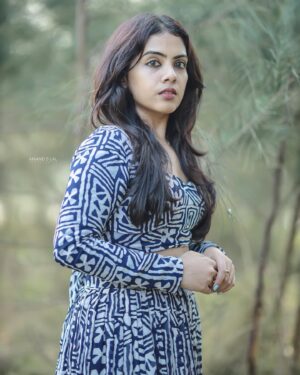 Vidhya Vijayakumar Instagram - In search ✨

@anandslal 
@shemisoumys
