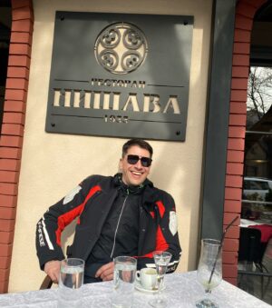 Viktor Savić Instagram - Bruda iz huda