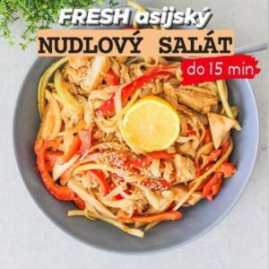 Viktorie Hrazdílková Instagram - Taky teď v létě ujíždíš na salátech? Nechej koment, jaký salát je tvůj nej a vyzkoušej tento rychlý asijský, který ti zachutná i tě zasytí 😋👩‍🍳👨‍🍳

ASIJSKÝ NUDLOVÝ SALÁT 🥗🥡

🥗 100g uvařených rýžových nudlí
🥗 1 kuřecí orestované prso
🥗 1 červená paprika
🥗 ½ cibule

🥗 Zálivka: výpek po kuřeti rozmíchaný s lžící vody, 1 PL citronové šťávy, 2 PL sójové omáčky, 1 utřený stroužek česneku, 1 PL arašídového másla

Postup: Do misky dej uvařené rýžové nudle (100g v suchém stavu), přidej na kousky nakrájené orestované kuřecí prso, na nudličky nakrájenou červenou papriku a cibuli. Zamíchej a nyní si připrav zálivku smícháním všech surovin na zálivku. Vše spoj, dobře promíchej a vychutnávej 😋👩‍🍳👨‍🍳🥗🥡👌❤️.

Recept vznikl ve spolupráci se značkou @myproteincz kde do zítřejší půlnoci nakoupíš s -40% slevou s kódem: VIKI 🛒❤️.

Baví tě mé recepty?👩‍🍳 Podpoř mou tvorbu ❤, sdílením a milým komentem 🥰.

Chceš mít mé rychlé recepty přehledně a pohromadě 👉 objednej si mou kuchařku jen za 159 Kč na webu 𝗳𝗶𝘁𝘃𝗶𝗸𝗶.𝗰𝘇 👩‍🍳📖😋

Nutriční hodnoty celé velké porce: 
B: 45,6g
S: 104g
T: 12,3g
709kcal

#myprotein #salat #vecere #zdravavecere #nudlovysalat #asijskysalat #arasidovemaslo #glutenfree #bezlaktozy #bezlepku #dinner #bilkoviny #rychlavecere #viralfood #foodhack #fitnessrecept #zdravejidlo #hubnuti #rychlyrecept #dnesjim #dnesjem #healthyfood #jidlo #recept #rychlerecepty #zdraverecepty #inspirace #motivace #czechfitnessgirl #fitnesscz