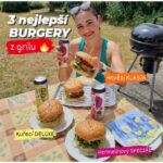 Viktorie Hrazdílková Instagram – Který burger by vyhrál u tebe? 🍔😋 Vyzkoušej a nezapomeň nakombinovat s Birgem 😉

HOVĚZÍ KLASIK 🤠🍔

Vrstvení: opečená spodní část housky potřená BBQ omáčkou (použila jsem kupovanou), na to římský salát, dále hovězí mleté (jen sůl a pepř) s rozpuštěným čedarem, opečená slanina, plátky rajčete, červená cibule, plátky nakládané okurky a přiklopit druhou horní polovinou opečené housky potřené česnekovou majonézou (majonéza, utřený česnek, trocha dijonské hořčice, sůl a pepř)

KUŘECÍ DELUXE 😎🍔

Vrstvení: opečená spodní část housky potřená avokádovou majonézou (avokádo, utřený česnek, majonéza, čerstvý koriandr, sůl a pepř), dále opečené kuřecí mleté (kuřecí mleté maso smíchané s goudou, solí, pepřem a čerstvým koriandrem), zeleninová salsa (červená a žlutá paprika nakrájená společně s rajčetem, okurkou a červenou cibulí na kostičky, sůl, pepř, čerstvý koriandr), česneková majonéza a přiklopit opečenou druhou horní polovinou housky

HERMELÍNOVÝ SPECIÁL 😋🍔

Vrstvení: opečená spodní část housky, majonéza smíchaná se zakysanou smetanou, solí a pepřem, osolená a opepřená rukola, krémové balzamiko, opečený hermelín, brusinky a přiklopit druhou horní polovinou opečené housky potřené opět majonézou smíchanou se zakysanou smetanou, solí a pepřem

Baví tě má tvorba? Podpoř ji ❤, sdílením a milým komentem 🥰

Video vzniklo ve spolupráci se značkou @birgo_cz 🤝

#burger #recept #grilovani #vecere #dnesvecerim #rychlavecere #pes #jezevcik #narozeniny #bilkoviny #dinner #birgo #birgovani #zelenina #jidlo #dnesjim #food #rychlerecepty #slane #czechfitnessgirl #zdravyzivotnistyl #recepty #czechgirl #jedlo #toprecepty #foodblogger #foodlover #inspirace #motivace #recept