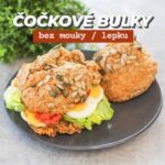 Viktorie Hrazdílková Instagram - Tyto bulky rozhodně nedělám naposled 😋 Vyzkoušíš i ty? ❤️ ČOČKOVÉ BULKY 👨‍🍳👩‍🍳👌 🫓 100g červené čočky 🫓 10g psyllia 🫓 1/2 ČL soli 🫓 1/2 ČL jedlé sody 🫓 30ml vody Postup: Červenou čočku nejlépe přes noc namoč do vody. Slitou čočku dej do mixéru, přidej psyllium, sůl, jedlou sodu a vodu. Vše rozmixuj a ze směsi vytvoř 2 až 4 bulky. Posypej semínky a dej péct na 180°C / 25 až 30 minut 😋👩‍🍳👨‍🍳❤️. Recept vznikl ve spolupráci s mým milovaným @balicekzdravi.cz kdy nyní můžeš využít dopravu ZDARMA od 499Kč na Zásilkovny a DPD pickup 🛒❤️. Baví tě mé recepty?👩‍🍳 Podpoř mou tvorbu ❤, sdílením a milým komentem 🥰. Chceš mít mé rychlé FIT recepty přehledně a pohromadě? Objednej si mou kuchařku jen za 159 Kč na webu 𝗳𝗶𝘁𝘃𝗶𝗸𝗶.𝗰𝘇 👩‍🍳📖😋 Nutriční hodnoty 1 bulky (1/2): B: 13,7g S: 17,4g T: 1,15g 135 kcal #domacipecivo #bezlepku #glutenfree #lowcarb #cervenacocka #bilkoviny #rychlejidlo #zdravejidlo #vecere #foodhack #dnesvecerim #redlentil #zdravevareni #czechgirl #zdraverecepty #jedlo #jidlo #zdravejedlo #healthyfood #dnesjim #dnesjem #fitnessjidlo #foodblogger #foodlover #inspirace #hubnuti #motivace #czechfitnessgirl #fitnesscz #vareni