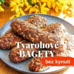 Viktorie Hrazdílková Instagram - Kdo taky vyzkouší 👩‍🍳🧑‍🍳 ❓️ SEMÍNKOVÉ BAGETY 😋👩‍🍳🧑‍🍳 🥖 300g tvarohu 🥖 150g špaldové mouky 🥖 15g kypřícího prášku 🥖 100ml vody 🥖 20g psyllia 🥖 špetka soli 🥖 semínka: lněné, dýňové, chia, slunečnicové Postup: Všechny suroviny, krom semínek, smíchej a vypracuj těsto, které rozdělíš na 4 díly. Z každého dílů vytvaruj bagetku a následně obal ve směsi semínek. Takto připravené bagetky dej péct do předem vyhřáté trouby na 220°C/30 min 👩‍🍳🧑‍🍳😋🥖👌❤️. Baví tě mé recepty?👩‍🍳 Podpoř mou tvorbu ❤, sdílením a milým komentem 🥰. Chceš mít mé rychlé recepty přehledně a pohromadě 👉 podpoř mou tvorbu a objednej si mou NOVOU kuchařku jen za 169 Kč na webu 𝗳𝗶𝘁𝘃𝗶𝗸𝗶.𝗰𝘇 👩‍🍳📖😋 Chceš začít cvičit doma a efektivně? Mrkni na web 𝗳𝗶𝘁𝘃𝗶𝗸𝗶.𝗰𝘇 a začni se mnou cvičit podle VIP členství 💪❤️. Nutriční údaje jídel na 1 bagetky: B: 17g S: 27g T: 5,65g 227 kcal #bageta #domacibagety #domacipecivo #tvarohovepecivo #tvarohovebagety #baguette #bilkoviny #fitnessgirl #tvaroh #bezkynuti #dnesjim #velikonoce #dnesjem #jidlo #zdravevareni #dnespecu #lowcarb #zdravejidlo #rychlyrecept #rychlejidlo #dnesjimfit #vareni #jedlo #recept #foodblogger #inspirace #motivace #czechfitnessgirl #hubnuti #fitnesscz