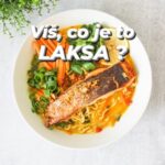 Viktorie Hrazdílková Instagram - Už jsi někdy jedl asijskou polévku LAKSU? Že to slyším poprvé? Tak mrkni na nový recept 👌👨‍🍳👩‍🍳🍜 RYCHLÁ POLÉVKA LAKSA 🍜👨‍🍳👩‍🍳 🐟 filet z lososa 🐟 1 PL curry pasty 🐟 trocha chilli 🐟 kokosové mléko 🐟 jarní cibulka 🐟 paprika 🐟 mrkev 🐟 citron 🐟 sůl 🐟 nudle 🐟 ústřicová omáčka 🐟 sójová omáčka 🐟 koriandr Postup: Filet s lososa zbav šupin, osol a pocitronuj. Zprudka orestuj (kůží napřed) a dej stranou. Na výpeku z lososa orestuj dále curry pastu, chilli, přidej jarní cibulku, papriku, mrkev, zalij kokosovým mlékem a přidej nudle. Dej vařit cca 5 minut. Na závěr ochuť ústřicovou omačkou, sójovou omáčkou a servíruj s lososem a koriandrem 👌😋👨‍🍳👩‍🍳🍜🐟. Baví tě mé recepty? Podpoř mou tvorbu ❤, sdílením a milým komentem 🥰. Chceš mít mé rychlé recepty přehledně a pohromadě 👉 objednej si mou kuchařku jen za 149 Kč (už jen do konce května) na webu 𝗳𝗶𝘁𝘃𝗶𝗸𝗶.𝗰𝘇 👩‍🍳📖😋 Nutriční hodnoty 1 velká porce (1/2): B: 37,15g S: 62g T: 59g 928 kcal Nedaří se ti úspěšně hubnout? Využij individuální koučink na webu 𝗳𝗶𝘁𝘃𝗶𝗸𝗶.𝗰𝘇 🤝❤️ #laksa #losos #curry #kari #vecere #dnesvecerim #polevka #kremovapolevka #dinner #rychlavecere #viralfood #jidlo #dnesjim #food #thaifood #rychlerecepty #breakfast #sladke #czechfitnessgirl #zdravyzivotnistyl #recepty #czechgirl #jedlo #jidlo #toprecepty #foodblogger #foodlover #inspirace #motivace #recept