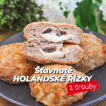 Viktorie Hrazdílková Instagram - Jaký řízek vede u tebe? 😋👩‍🍳👨‍🍳 HOLANDSKÉ ŘÍZKY Z TROUBY 👩‍🍳👨‍🍳 🫓 500g kuřecího mletého 🫓 1/2 ČL soli 🫓 1/2 ČL pepře 🫓 1 ČL sušeného česneku 🫓 60g eidamu 🫓 strouhanka Postup: Mleté maso (doporučuji kuřecí stehenní) ochuť solí, pepřem a sušeným česnekem a zpracuj. Masovou směs rozděl na 4 části a vytvoř placičky. Do každé placičky zabal kousek sýru a vytvoř "bochánek". Jednotlivé bochánky - holandské řízky dej na pečící papír, trochu posypej strouhankou a dej péct na 200°C / 20 min. Vychutnávej nejlépe ještě teplé 👩‍🍳👨‍🍳🥰❤️. Baví tě mé recepty?👩‍🍳 Podpoř mou tvorbu ❤, sdílením a milým komentem 🥰. Chceš mít mé rychlé recepty přehledně a pohromadě 👉 objednej si mou NOVOU kuchařku jen za 169 Kč na webu 𝗳𝗶𝘁𝘃𝗶𝗸𝗶.𝗰𝘇 👩‍🍳📖😋 Nutriční hodnoty 1ks (1/4): B: 27,5g S: 4,55g T: 12,3g 239 kcal #rizky #rezne #holandskerizky #bezsmazeni #svacina #vecere #syr #cheese #rychlavecere #zdravavecere #dnespecu #dnesvecerim #foodhack #fitnessrecept #zdravejidlo #hubnuti #rychlyrecept #dnesjim #syroverizky #dnesjem #healthyfood #jidlo #recept #rychlerecepty #inspirace #motivace #czechfitnessgirl #fitnesscz #dinner