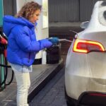 Viktoriia Bulitko Instagram - Без коментарів 🫢 ... @teslaone.com.ua ... #вікторіябулітко #METELyK #дизельшоу #tesla