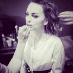 Viktoriia Bulitko Instagram - Я саме з тих людей, які вважають, що думки матеріальні, і що треба бажати, і загадувати ті самі бажання, щоб вони здійснились. Але.... Коли я розумію, що вже стільки надумала про все те, що відбувається за останні 2 роки... стільки набажала нашій неймовірний країні, стільки вже було мрій і тостів, а за декого і не чокаясь🙈))) .... Так от...тут, чомусь, все те чаклунство не працює🤔 Не розумію, що не так? Може, у вас є думки з цього приводу ? ... Дякую за #photo 🫴 @okayzubal