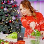 Viktoriia Bulitko Instagram - Зустрічайте новорічні свята тільки з правильними подарунками 🫶 Автомобільний тримач Gelius Odissey буде гарним подарунком не тільки для автолюбителів, адже завдяки його ергономіці та можливості приліпити девайс на будь-яку поверхню, він стане незамінним помічником у різних сценаріях використання 🧑‍🎄🤩 Подаруй своїм рідним найкраще разом із Gelius🎄🎁