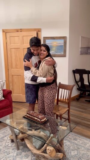 Vinitha Jaganathan Instagram - That was quite a surprise for my birthday back in October 💕 
We were on a trip to New Hampshire, Anandh & our friends planned this out of nowhere. 
Thanks a lot for making me feel special @anandh_aj @heart2hertz_official and team. 
.
Want to surprise your loved ones in similar way?

Now create your own custom song based on your story & memories 
with Insta page : @heart2hertz_official
.
.
.
#birthday #throwback #surprise #hook #birthdaygirl #song #birthdaysong #collab #custom #cake #music #love