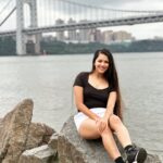 Vinitha Jaganathan Instagram - 🖤🤍 . . . . . #black #white #dress #smile #love #instagood #instadaily #instagram #travel #newyork #nyc #view #goodvibes