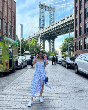 Vinitha Jaganathan Instagram - 🤍💙
.
.
.
.
.
.
#dumbo #brooklyn #bridge #newyork #nyc #new #outfitoftheday #instagood #instafashion #instadaily #ootd #love #smile #goodvibes