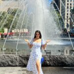 Vinitha Jaganathan Instagram – Embrace the beauty of the moment 🥂
.
.
.
.
.
.
#instagram #photo #ootd #outfitoftheday #dress #dresses #newyork #newyorkcity #nyc #vini #vinitha #pose